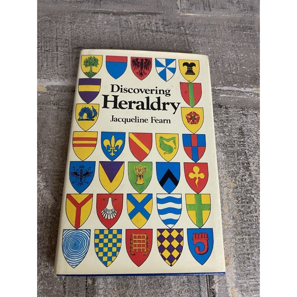 Discovering Heraldry - Paperback By Fearn, Jacqueline - VERY GOOD